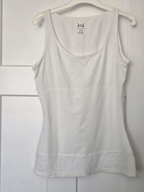 Everyday Scoop Neck Shaping Tank Top - White